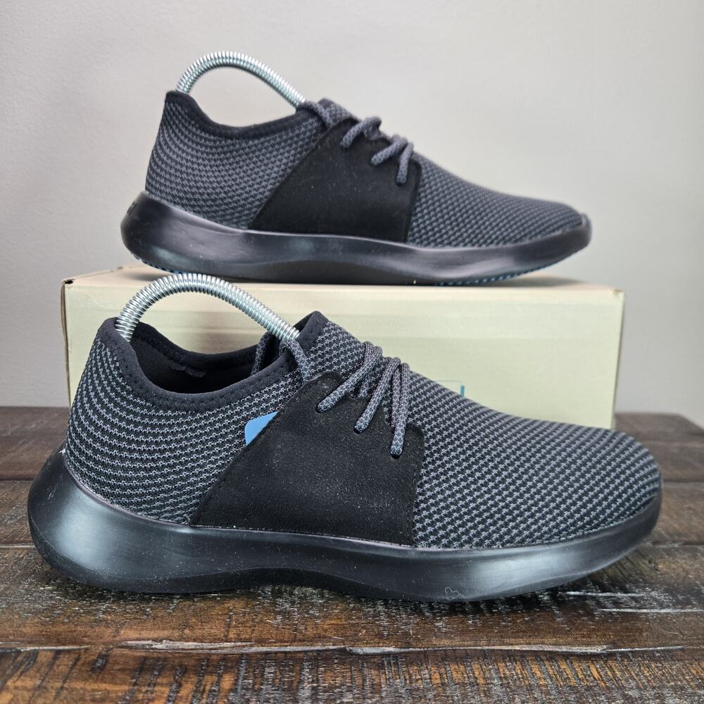 Vessi Everyday Classic Womens Size 8 Waterproof Shoes Sneakers All Black